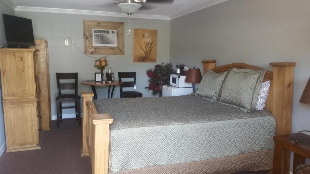 Sportsman'S Lodge Fairfield Bay Bagian luar foto